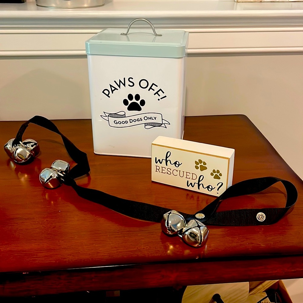 DOG LOVERS! Treat Holder, Sign, and Training Bells 🐾🐾